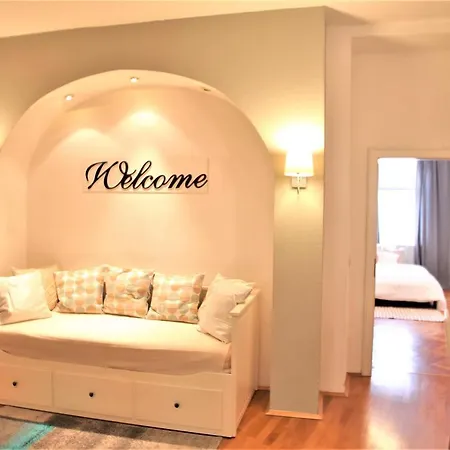 Spacious In The Heart Of Apartment Innsbruck